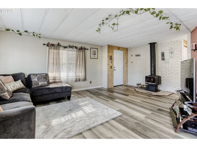 4965 Sw WESTVIEW Dr 15, Cornelius, OR 97113