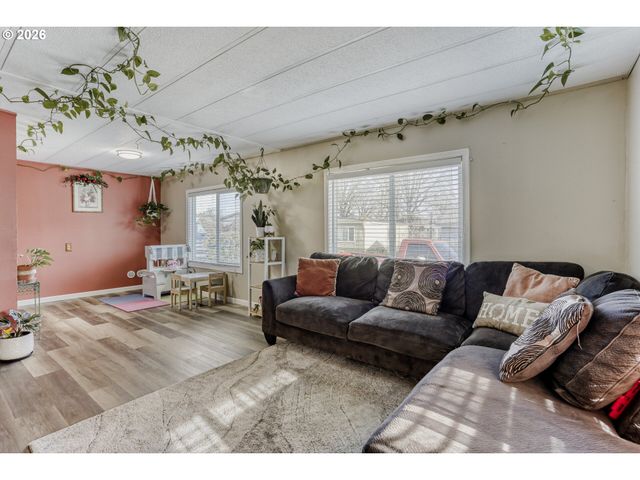 4965 Sw WESTVIEW Dr 15, Cornelius, OR 97113