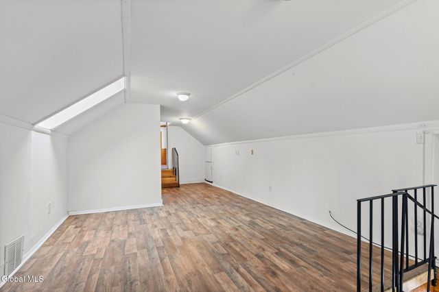 147 Beach Road, Halfmoon, NY 12065