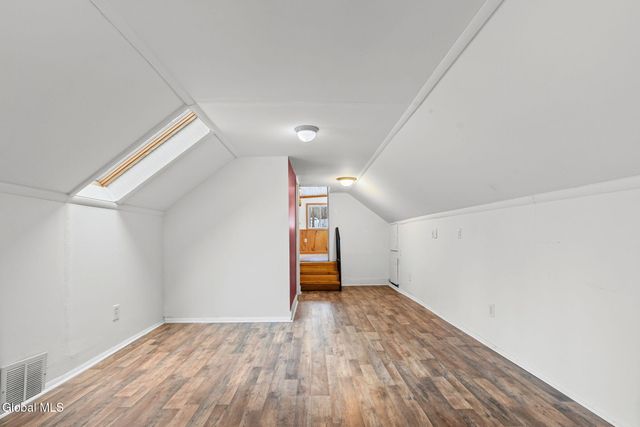 147 Beach Road, Halfmoon, NY 12065