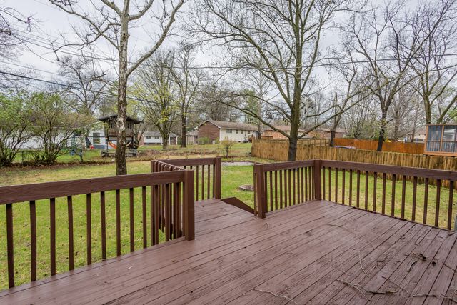 1217 JAKE LN, Columbia, MO 65203