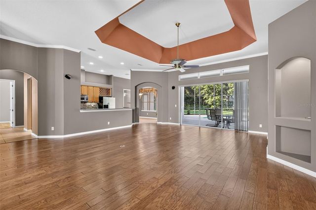 20606 QUEEN ALEXANDRA DRIVE, Leesburg, FL 34748