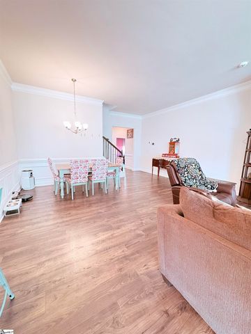 807 Ingleside Way, Duncan, SC 29334