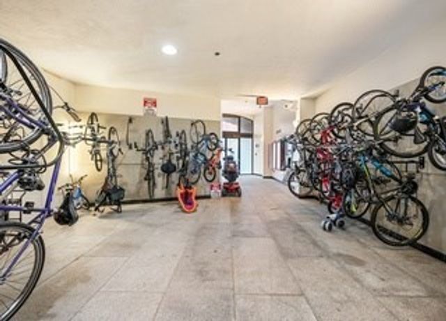 357 Commercial St 117, Boston, MA 02109