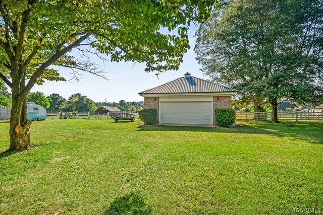101 St Thomas Avenue, Wetumpka, AL 36092