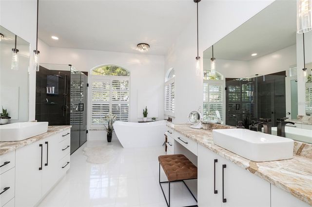 2055 DIAMOND COURT, Oldsmar, FL 34677