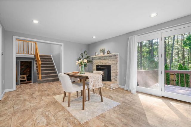 23 Middle Dunstable Road, Nashua, NH 03062