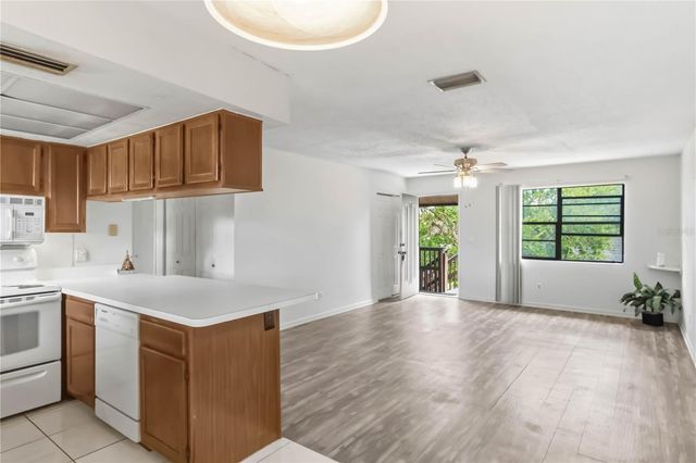 4951 91ST AVENUE N 33, Pinellas Park, FL 33782