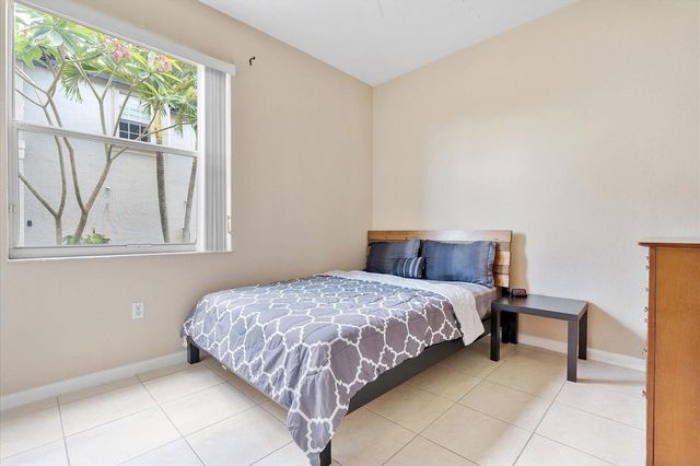 16385 SW 27th Street, Miramar, FL 33027