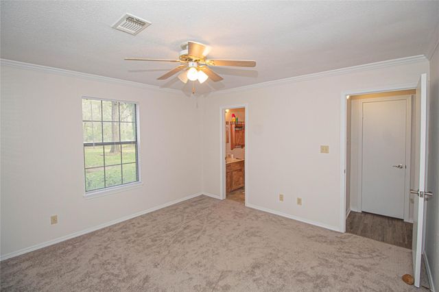320 Bridgeview Drive, Onalaska, TX 77360