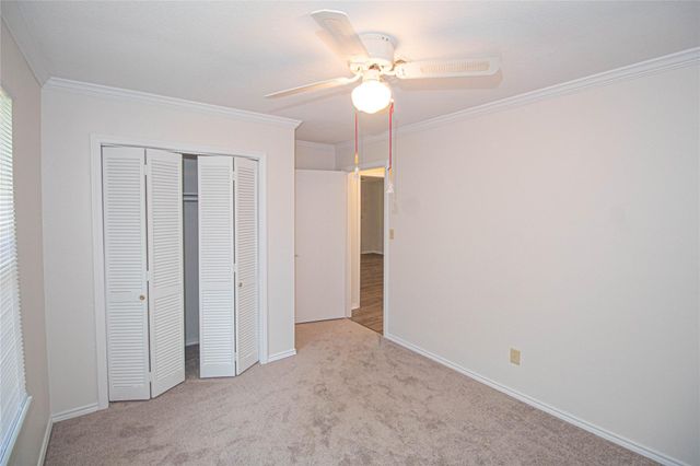 320 Bridgeview Drive, Onalaska, TX 77360