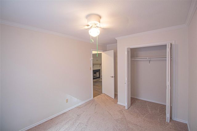 320 Bridgeview Drive, Onalaska, TX 77360