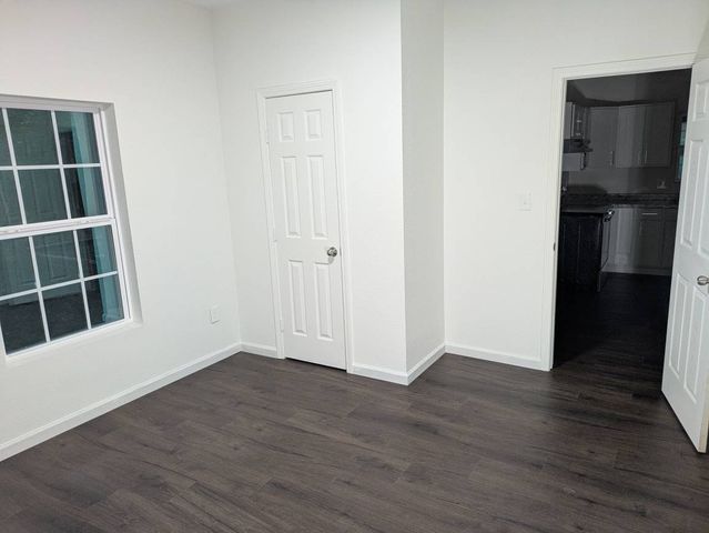 205 N Wood Street, Cleburne, TX 76033