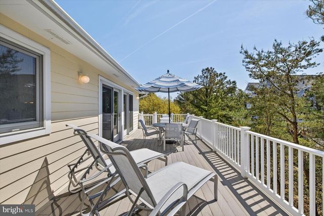 39664 SEASIDE AVE, North Bethany, DE 19930