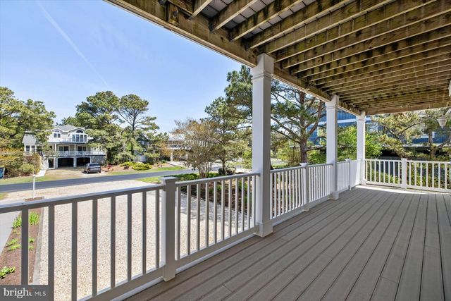 39664 SEASIDE AVE, North Bethany, DE 19930