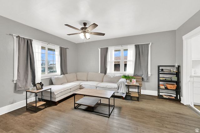 52 W 2000 N, Sunset, UT 84015