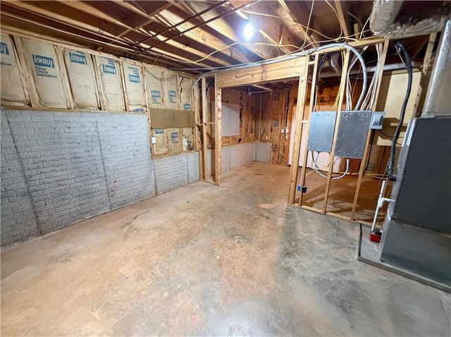 65 Terrace Park, Newnan, GA 30265
