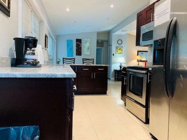 2401 ANDROS Lane, Fort Lauderdale, FL 33312