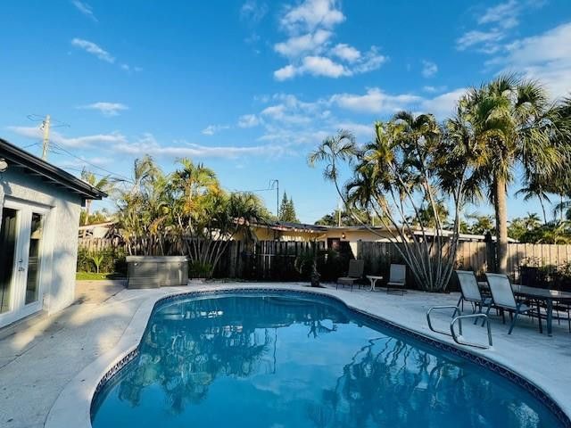 2401 ANDROS Lane, Fort Lauderdale, FL 33312