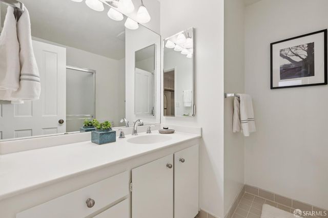 156 Lombard Street 33, San Francisco, CA 94111