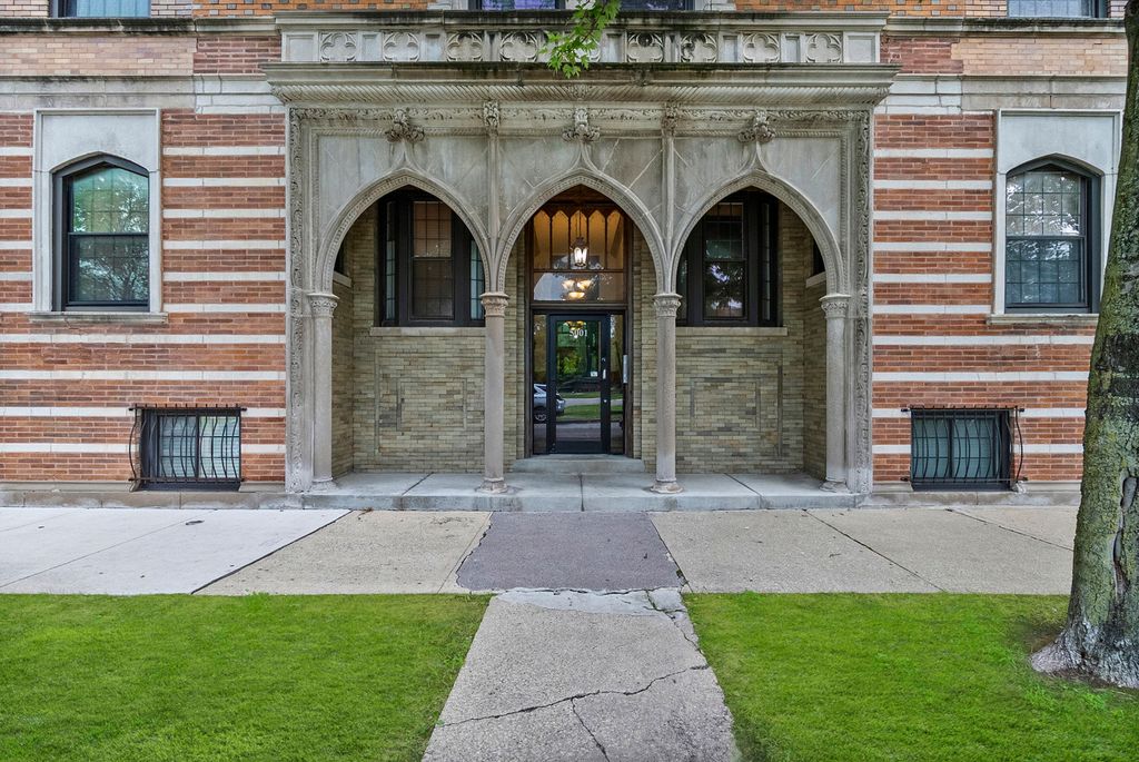 5001 S King Drive GN, Chicago, IL 60615