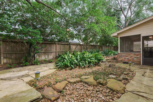 1703 Stemply Court, Houston, TX 77094