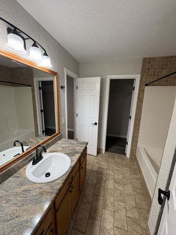 245 Bill Stewart Blvd, La Vergne, TN 37086