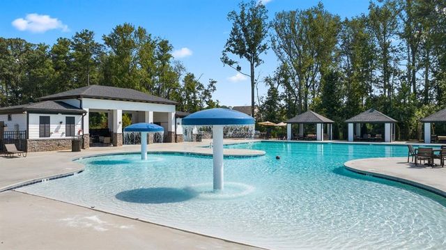 530 Silver Moon Drive, Loganville, GA 30052