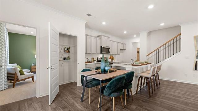 530 Silver Moon Drive, Loganville, GA 30052