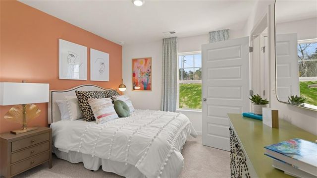 530 Silver Moon Drive, Loganville, GA 30052