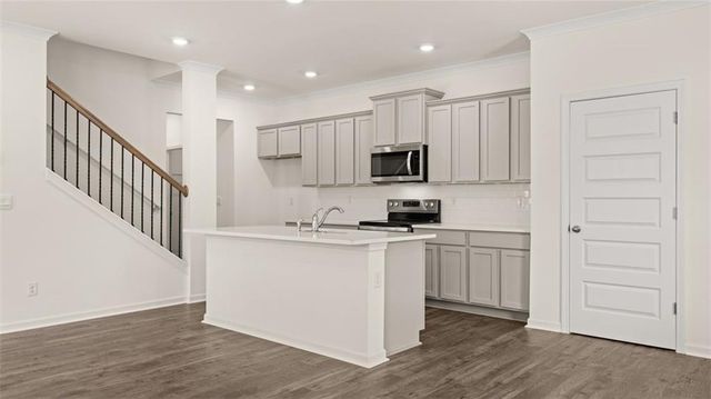 530 Silver Moon Drive, Loganville, GA 30052