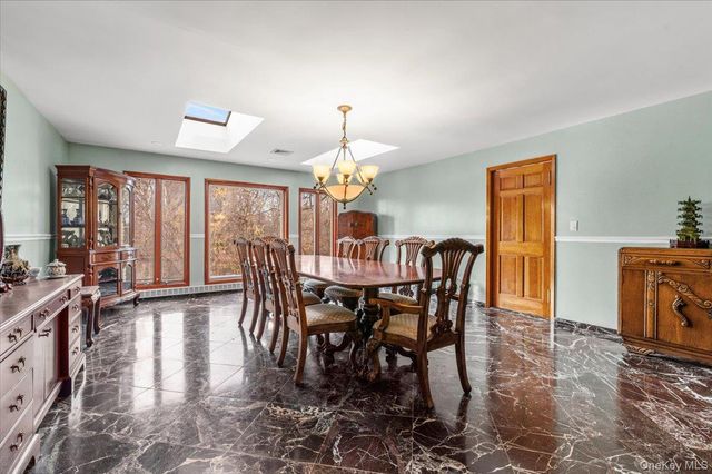 22 Lake Road, Great Neck, NY 11020