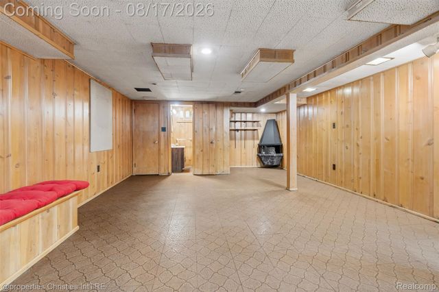 1901 Detroit Street, Dearborn, MI 48124