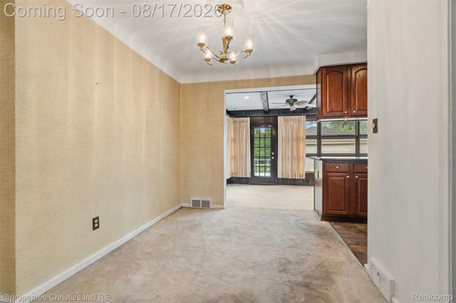1901 Detroit Street, Dearborn, MI 48124
