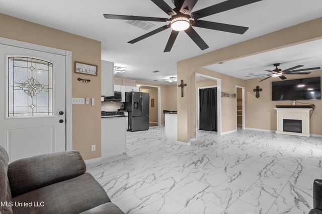 1909 Polk Avenue, Pascagoula, MS 39567