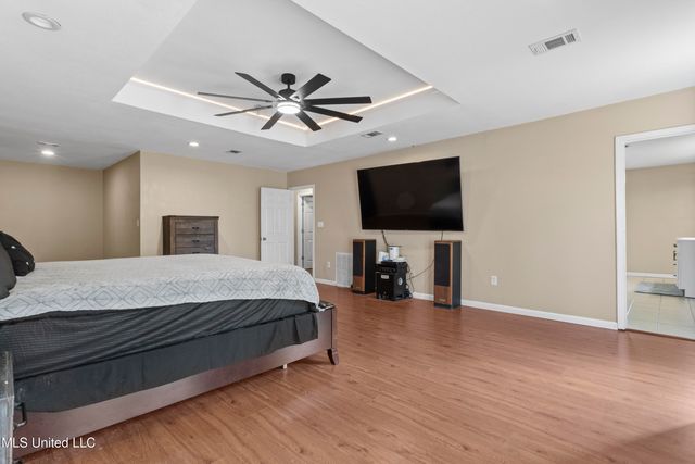 1909 Polk Avenue, Pascagoula, MS 39567