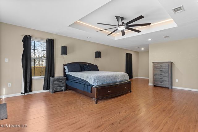 1909 Polk Avenue, Pascagoula, MS 39567