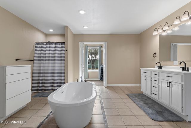 1909 Polk Avenue, Pascagoula, MS 39567