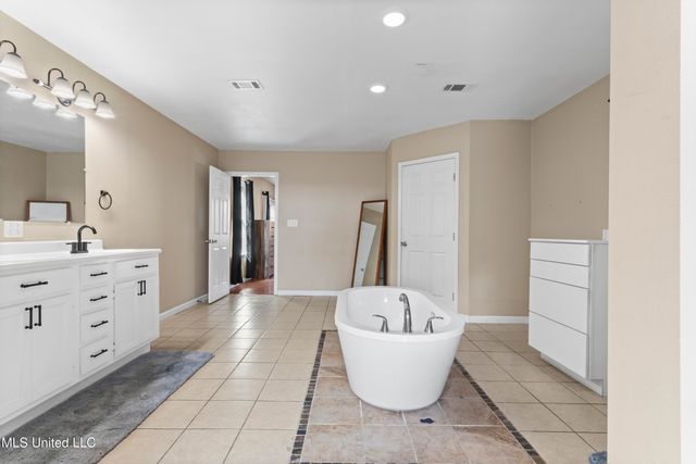 1909 Polk Avenue, Pascagoula, MS 39567