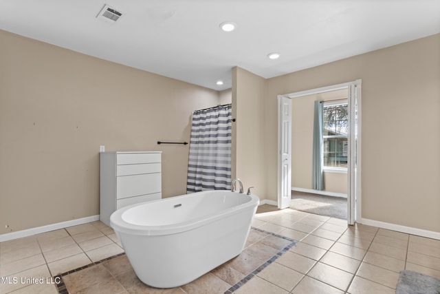 1909 Polk Avenue, Pascagoula, MS 39567