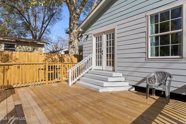 1909 Polk Avenue, Pascagoula, MS 39567