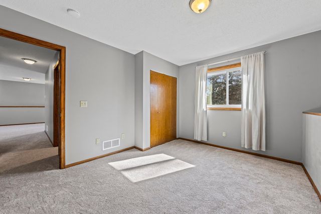 1128 142nd Lane NW, Andover, MN 55304