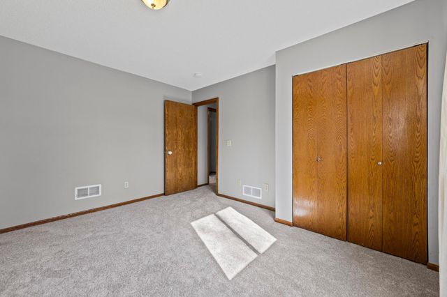 1128 142nd Lane NW, Andover, MN 55304