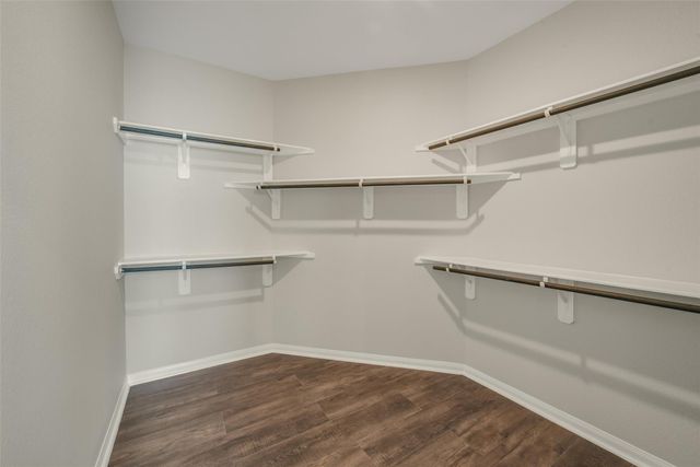 1127 Brahma Circle, East Bernard, TX 77435