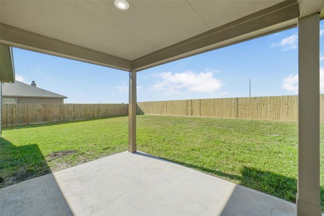 1127 Brahma Circle, East Bernard, TX 77435