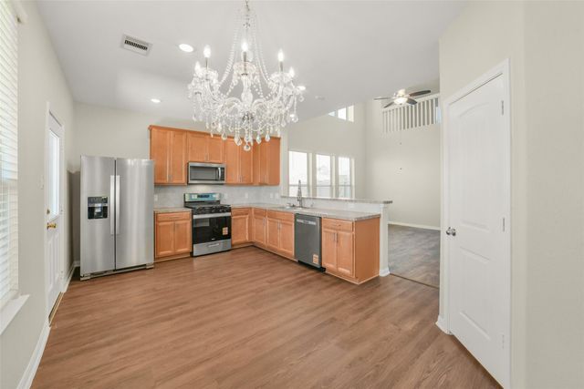 1127 Brahma Circle, East Bernard, TX 77435