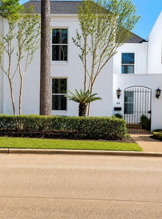 173 Sage Road, Houston, TX 77056