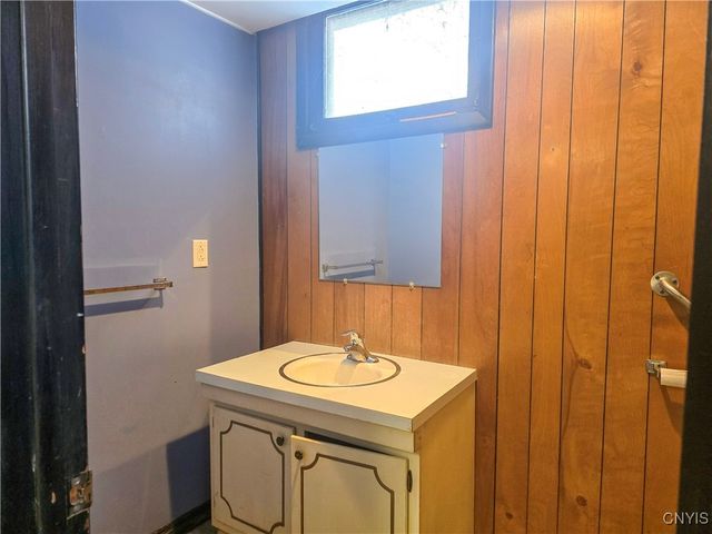 5386 Mud Mill Road, Clay, NY 13029