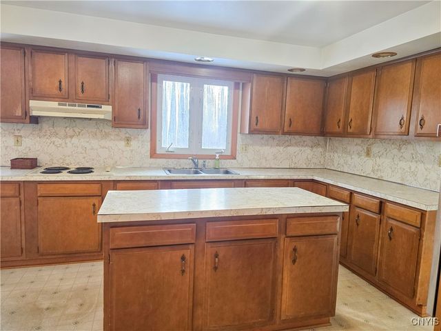 5386 Mud Mill Road, Clay, NY 13029