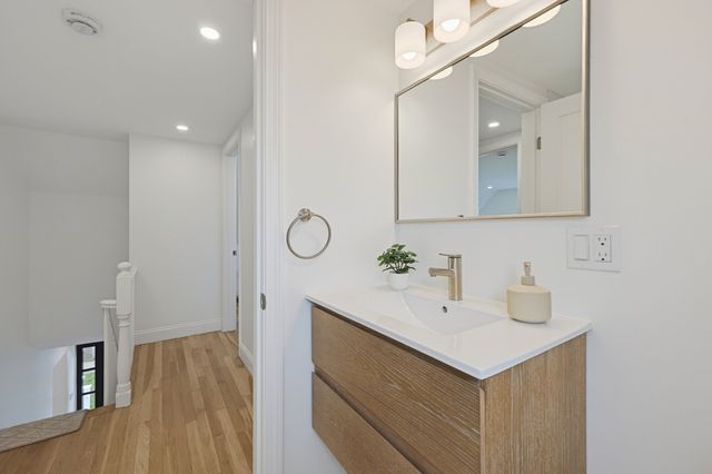 22 Emerson St, Belmont, MA 02478